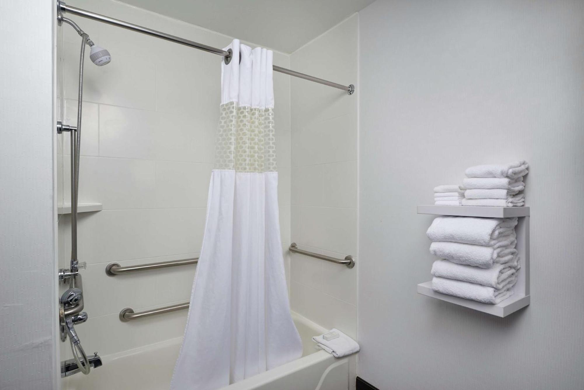 Hampton Inn Shelbyville Eksteriør billede